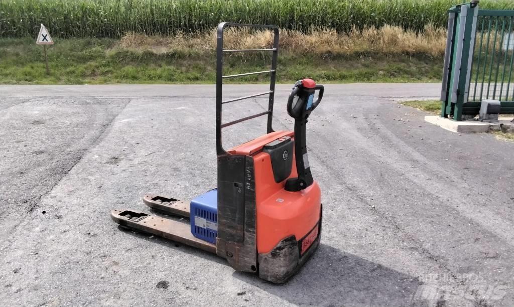Toyota LWE180 Lavtløftende truck