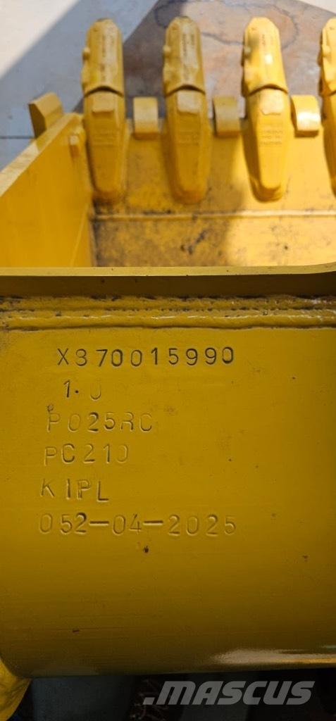 Komatsu PC210-10MO Skuffer