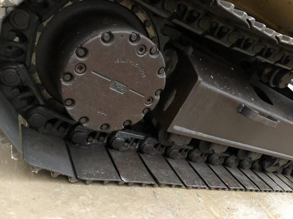 Komatsu 200-7 Beltegraver