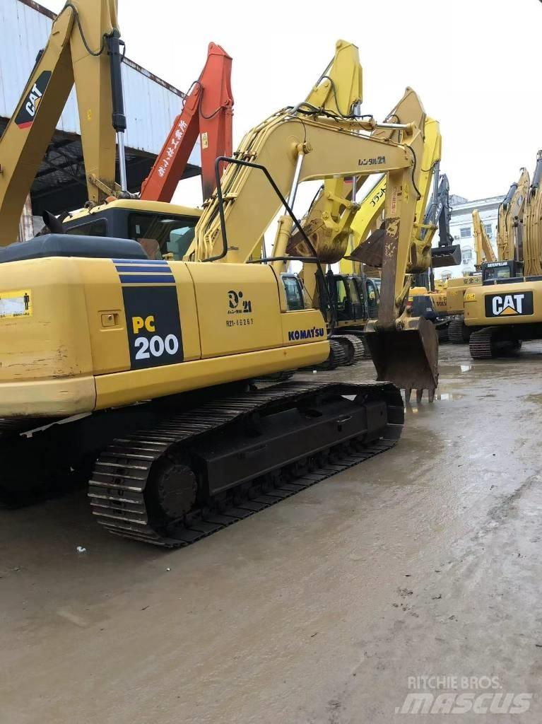 Komatsu 200-7 Beltegraver