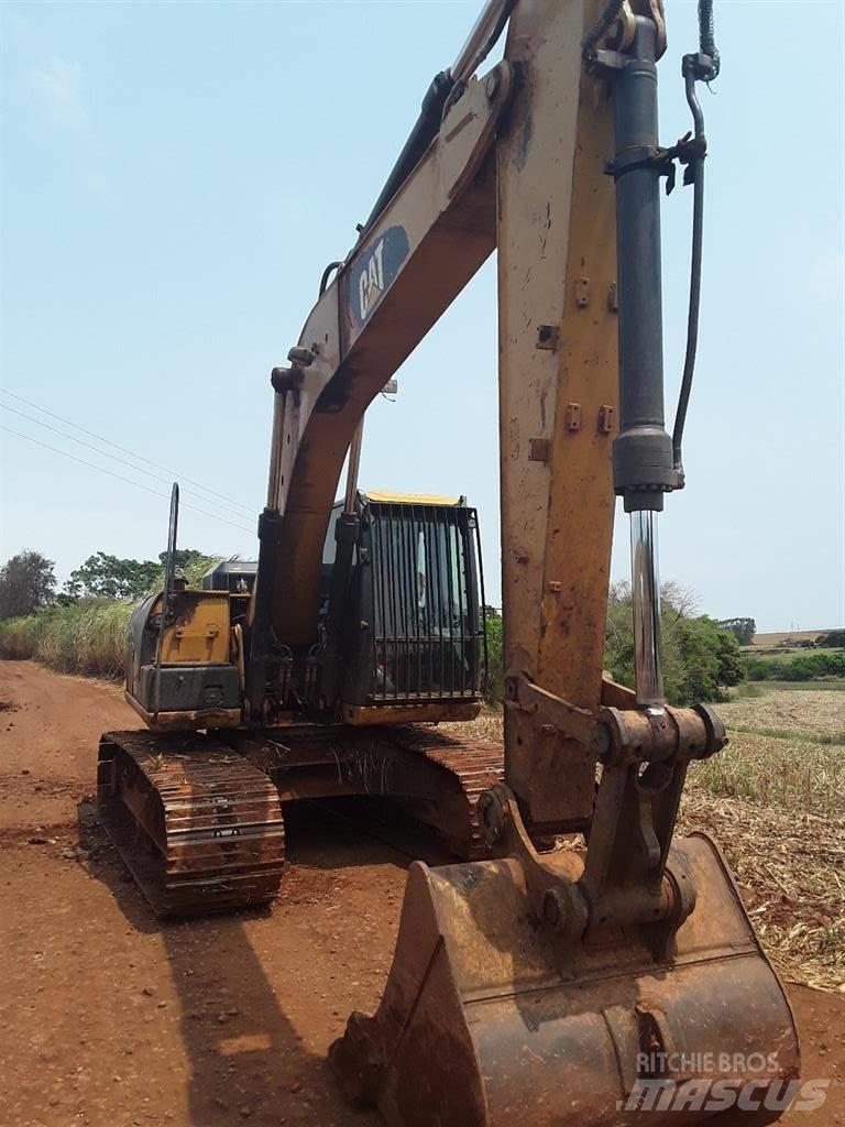 CAT 318D2L Beltegraver