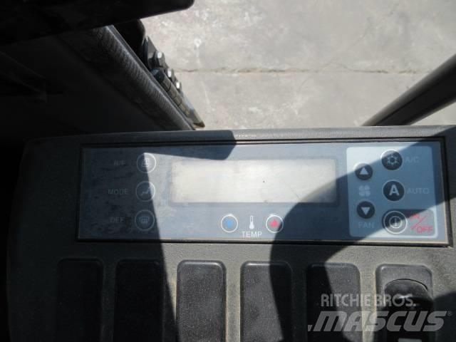 New Holland E 245 Beltegraver