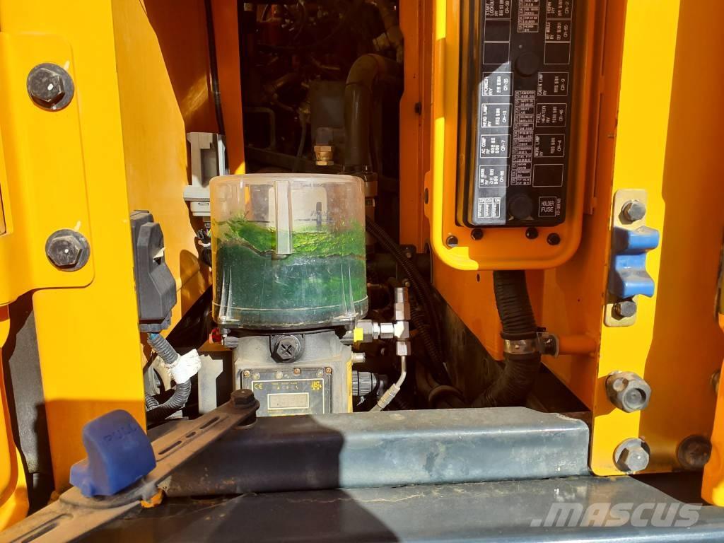 Hyundai HX260NL Beltegraver