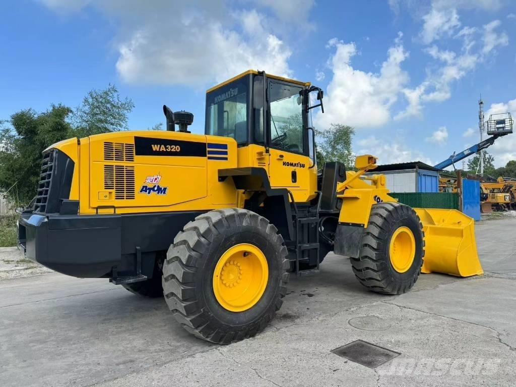 Komatsu WA 320-5 Hjullastere