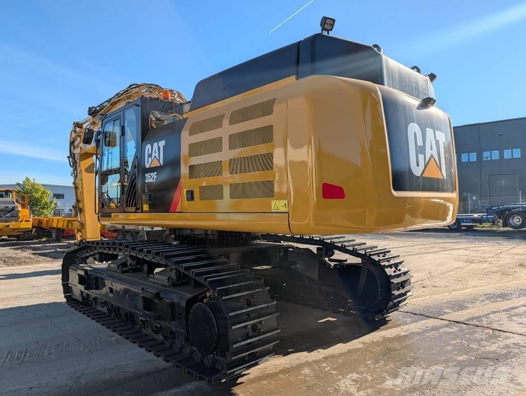 CAT 352 F Beltegraver