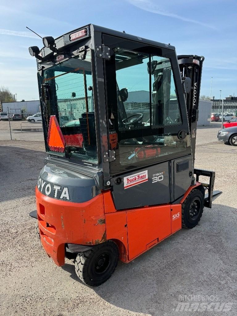 Toyota 8FBMKT30 Elektriske trucker