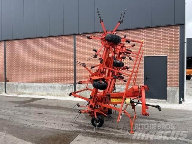 Kuhn GF8501 Raker og høyvendere