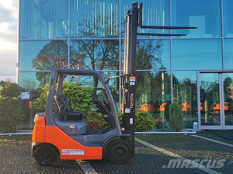 Toyota 02-8FDF15 Diesel Trucker