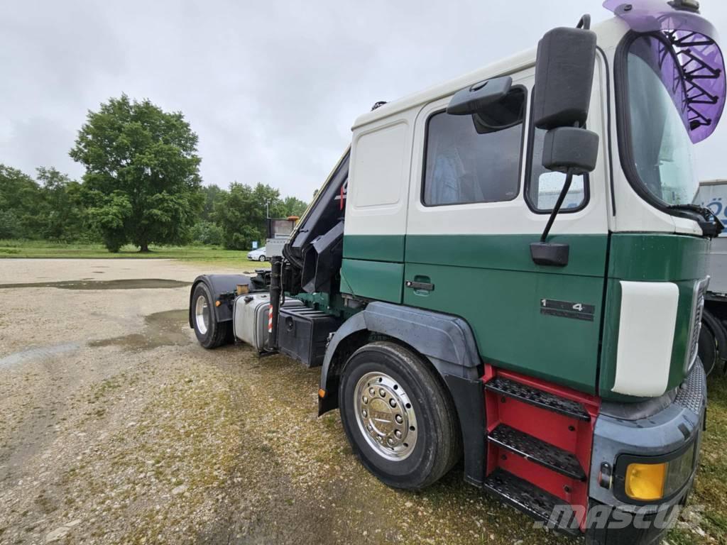 MAN F 2000 Trekkvogner