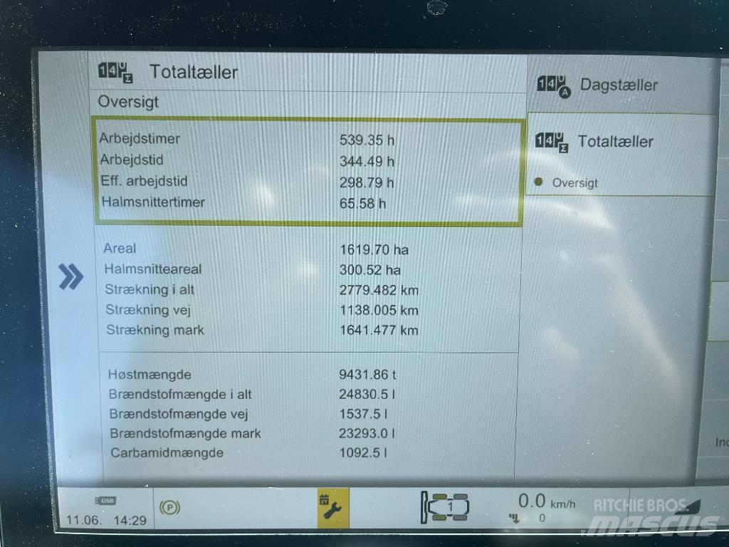 CLAAS Lexion 8800TT Skurtreskere