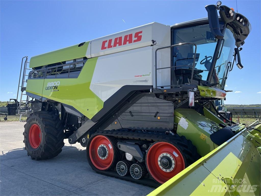 CLAAS Lexion 8800TT Skurtreskere