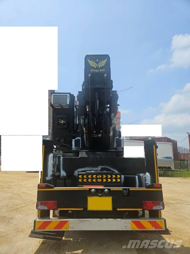  HANA 650 Bilmontert lift
