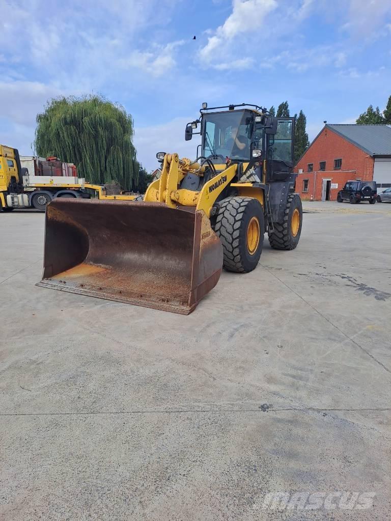 Komatsu WA 320-6 Hjullastere