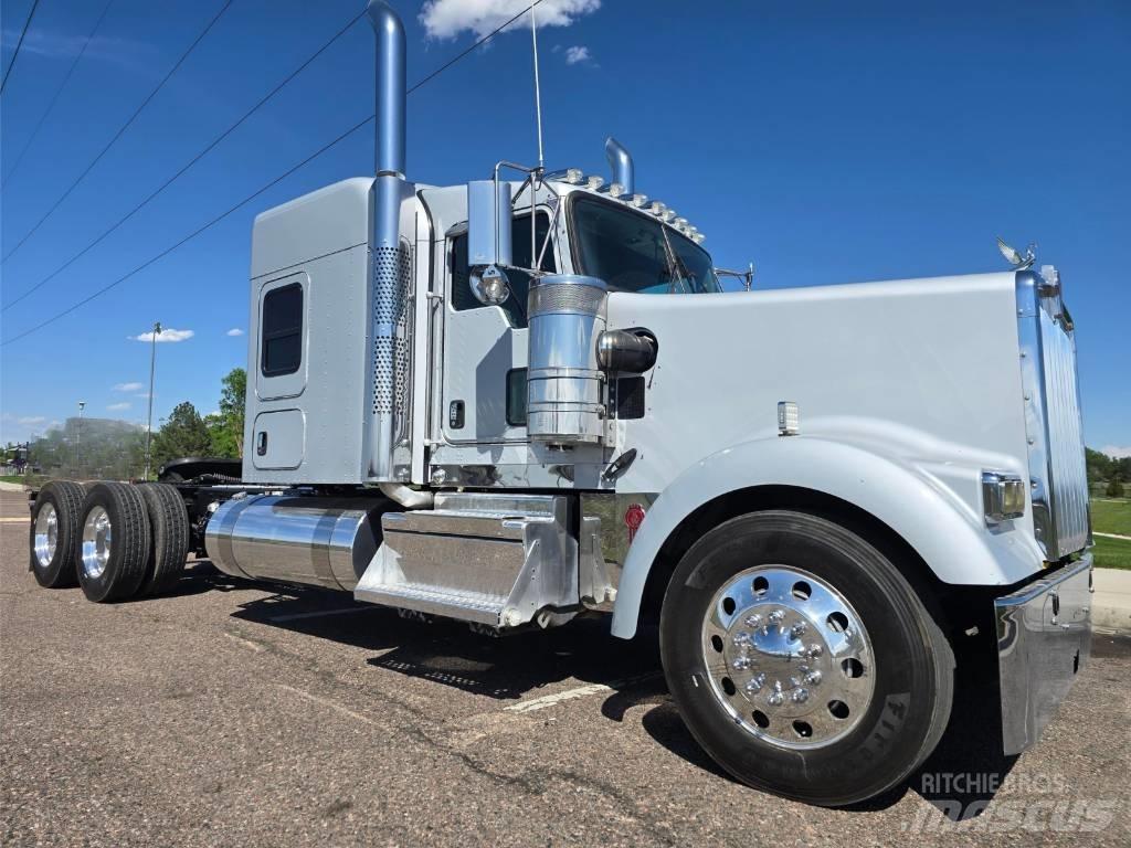 Kenworth W 900 Trekkvogner