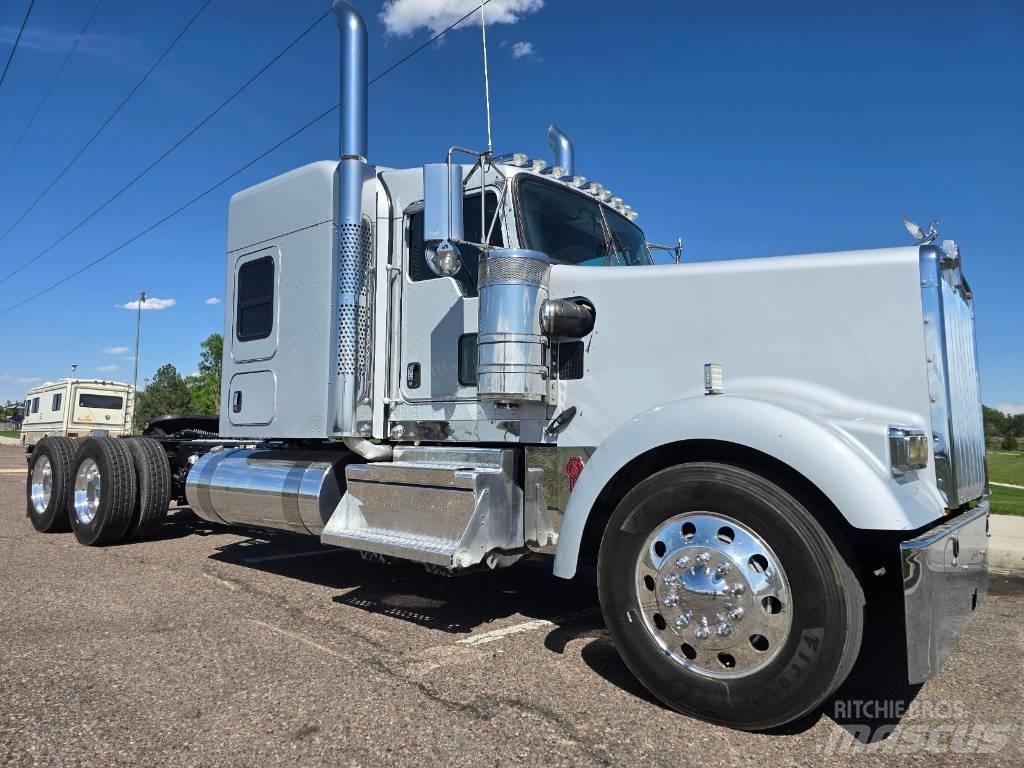 Kenworth W 900 Trekkvogner