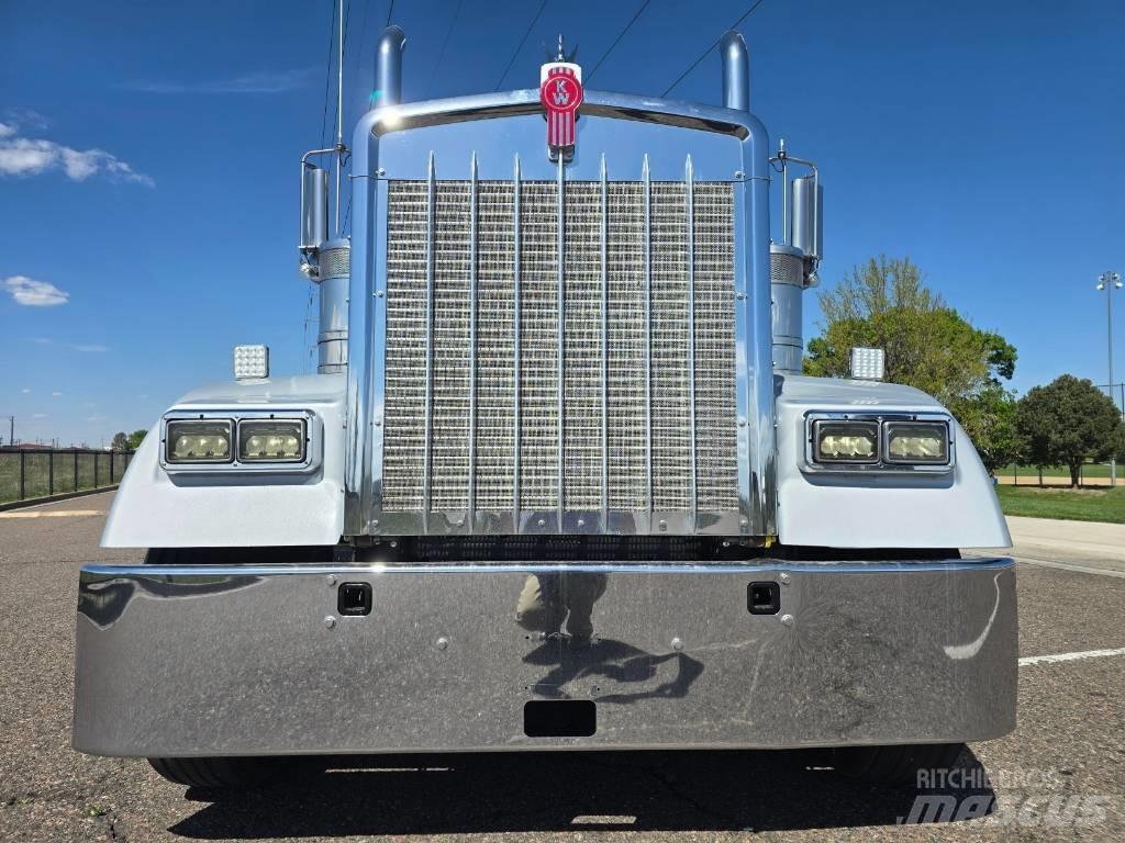 Kenworth W 900 Trekkvogner