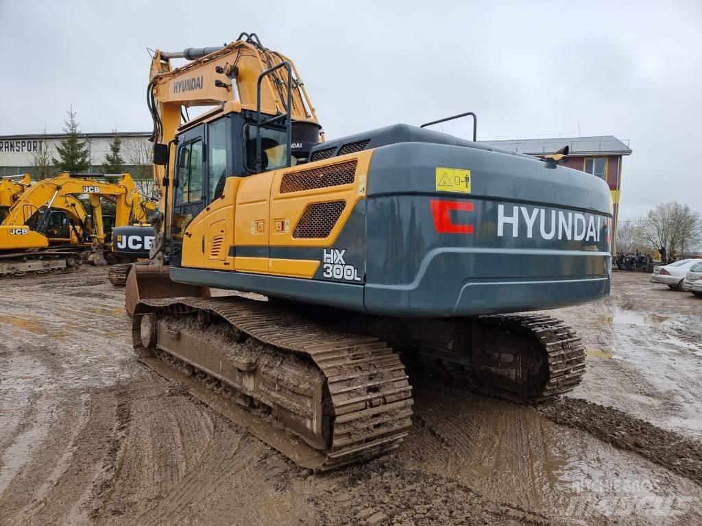 Hyundai HX 300 L Beltegraver