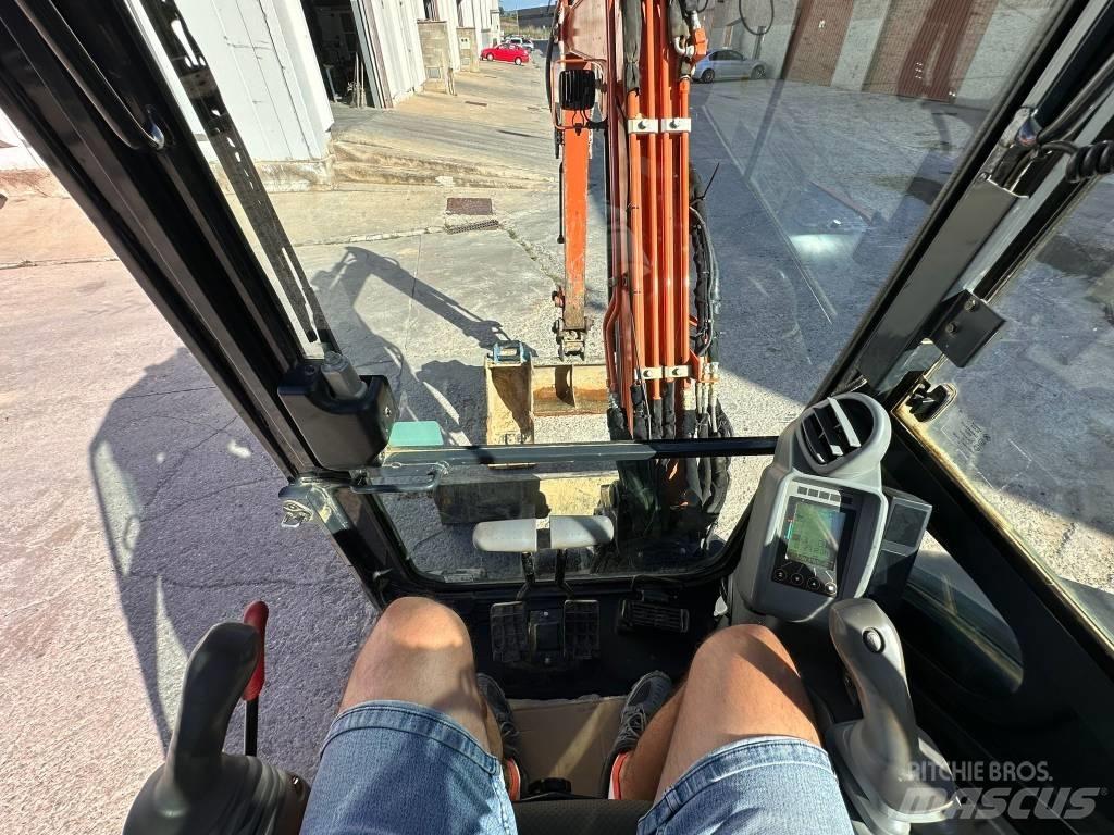 Hitachi ZX 33 U-6 Minigravere <7t