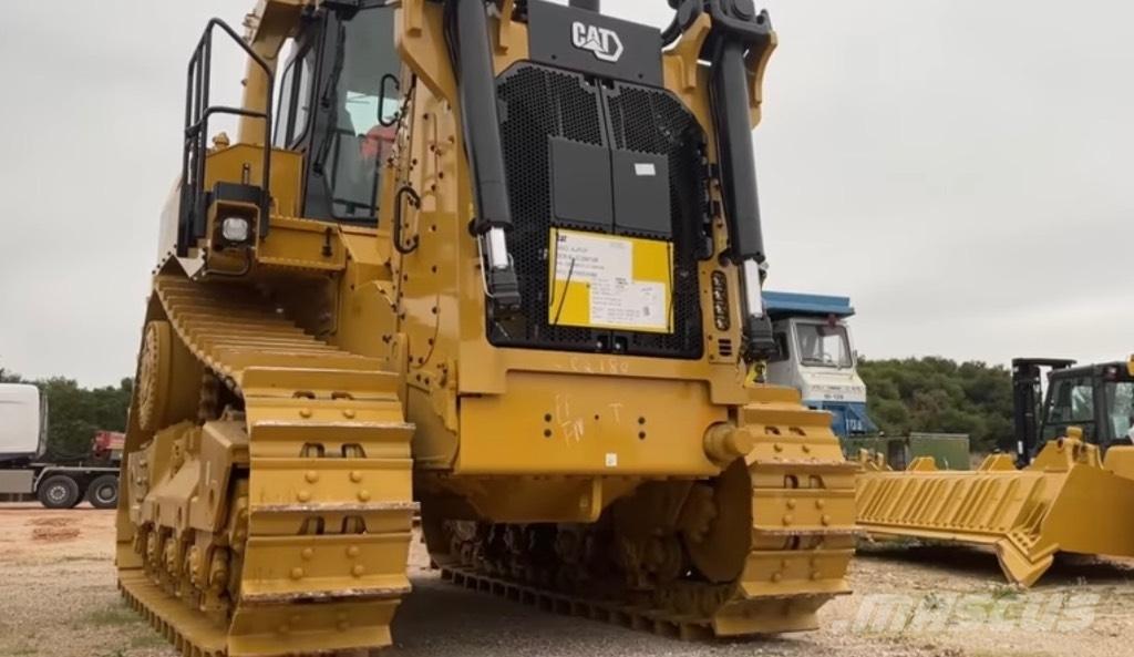 CAT D 10 Dozere Beltegående