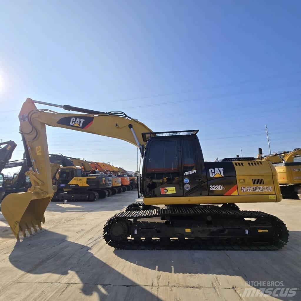 CAT 323 D L Midigravere 7 - 12t