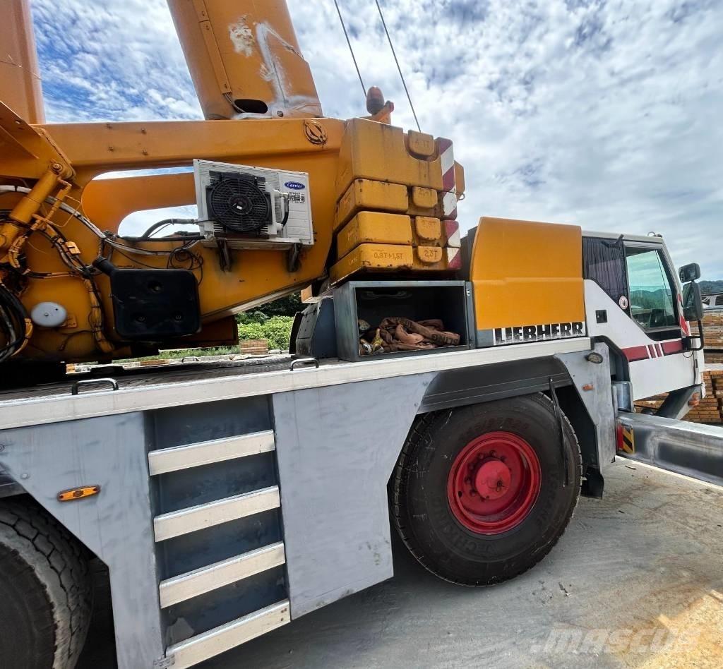 Liebherr LTM 1055 Allterreng kraner