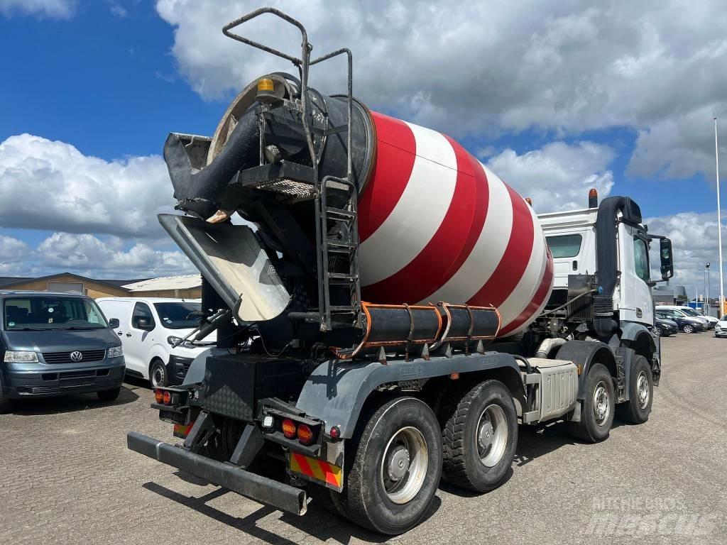 Mercedes-Benz 3244 Betongbiler