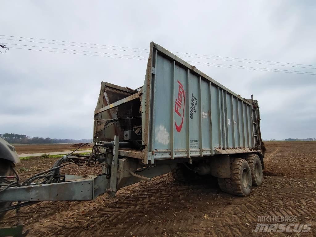 Fliegl ASW271 GIGANT Gjødselspreder