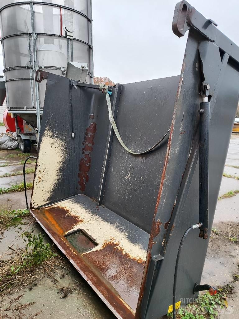 Fliegl ASW271 GIGANT Gjødselspreder