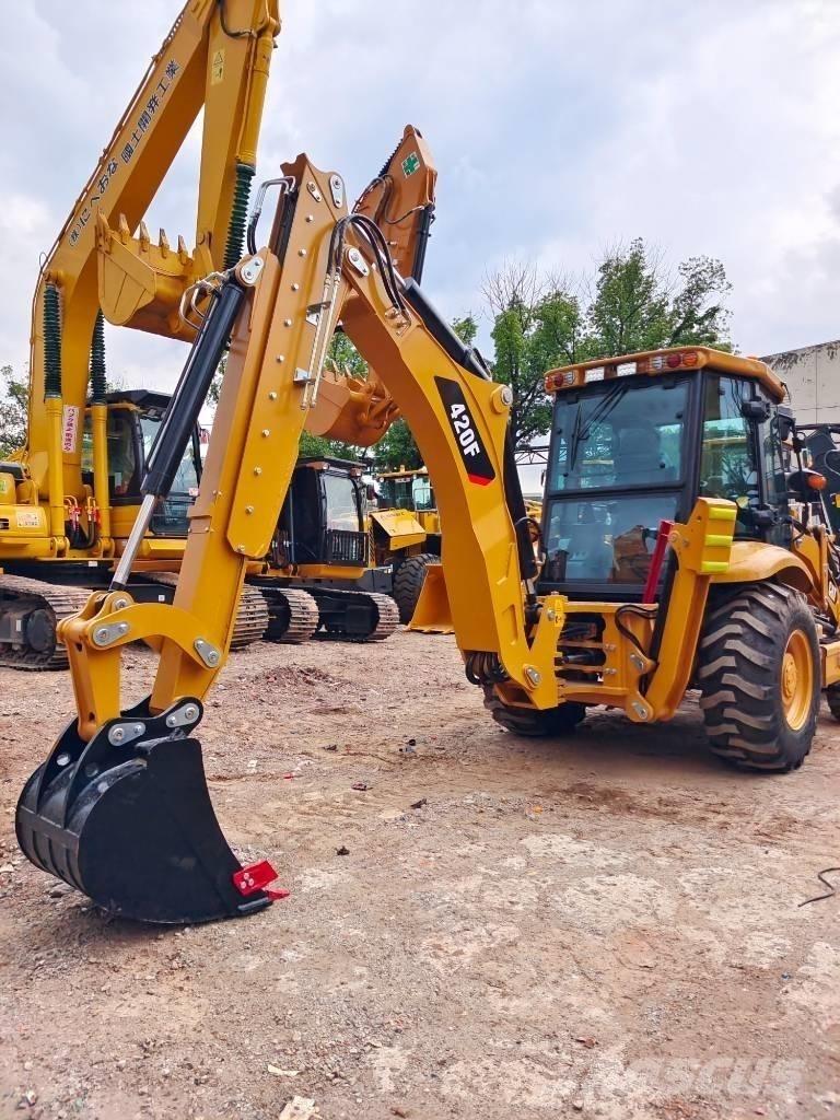 CAT 430 F Traktorgravere