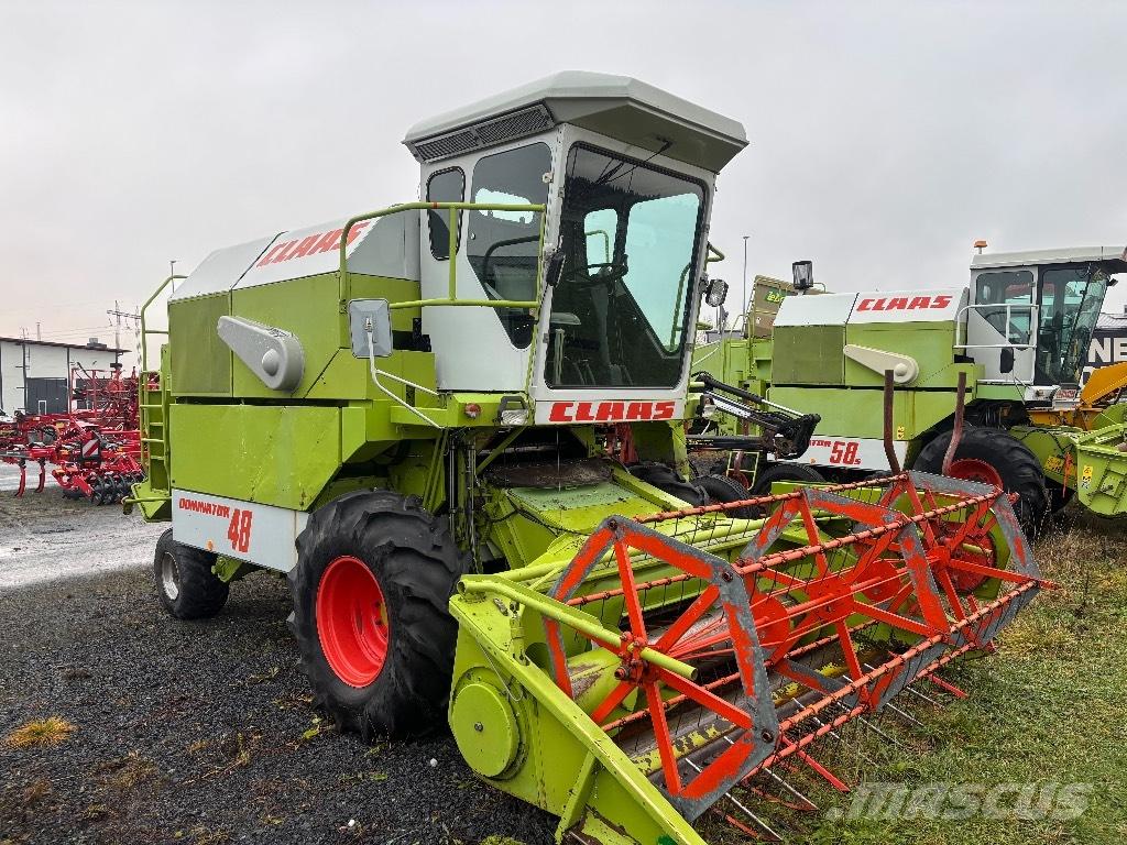 CLAAS 48 Skurtreskere