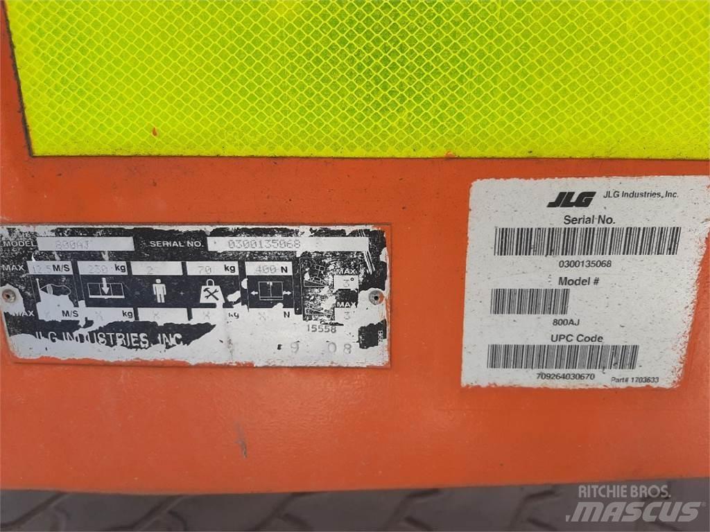 JLG 800AJ Leddede bomlifter