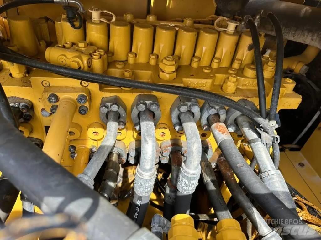 CAT 330GC Beltegraver