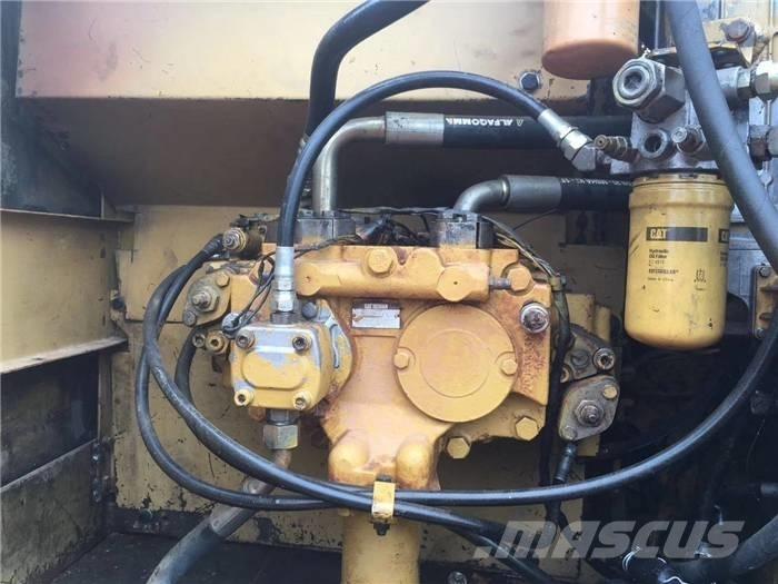 CAT 320 C Beltegraver