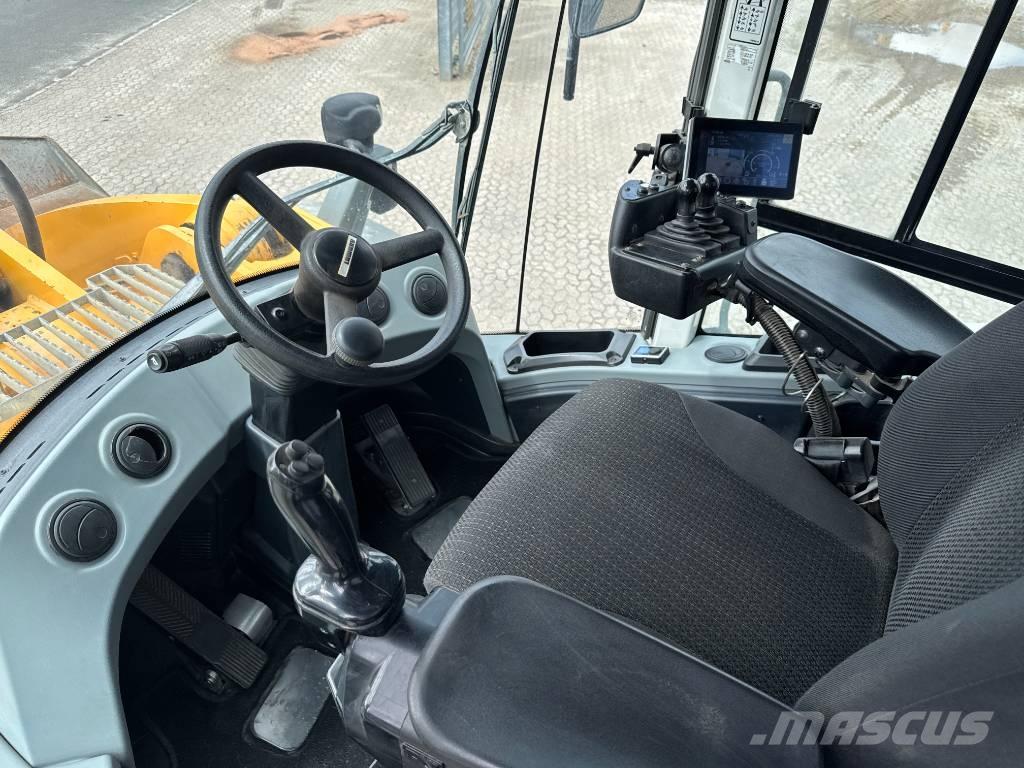 Liebherr L586 Hjullastere
