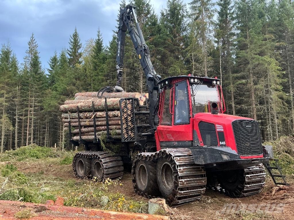 Komatsu 845 Lassbærere
