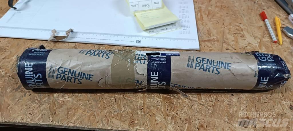 Komatsu 205-70-73270 Chassis og understell