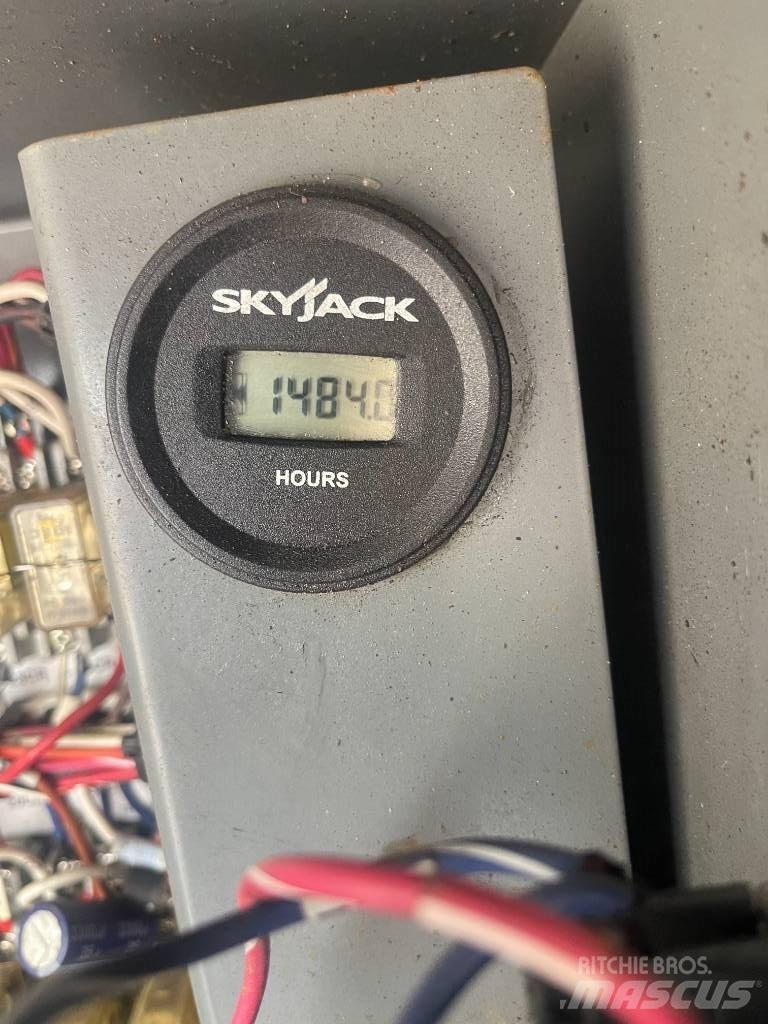 SkyJack SJ 9250 RT Sakselifter