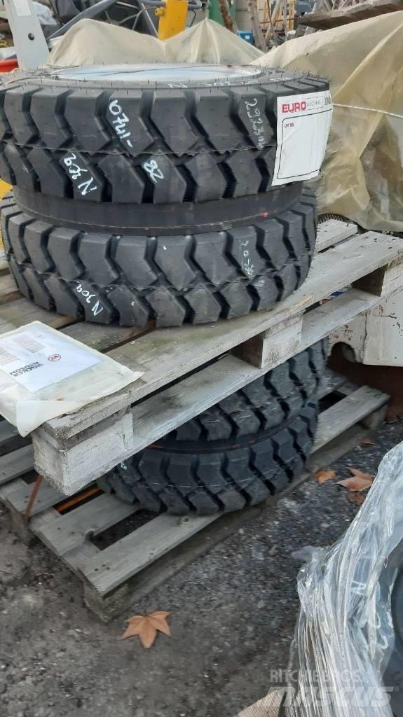 Mitas 7.50-15 Dekk, hjul og felger