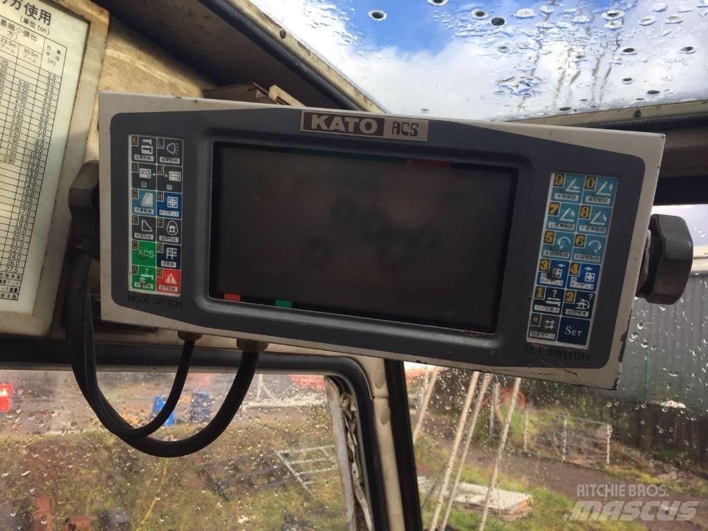Kato KR30H Allterreng kraner