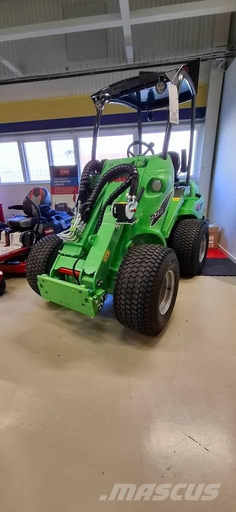 Avant 528 Kompaktlaster