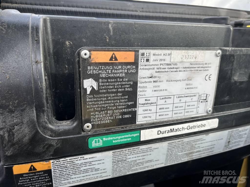 Hyster H2.5FT Diesel Trucker