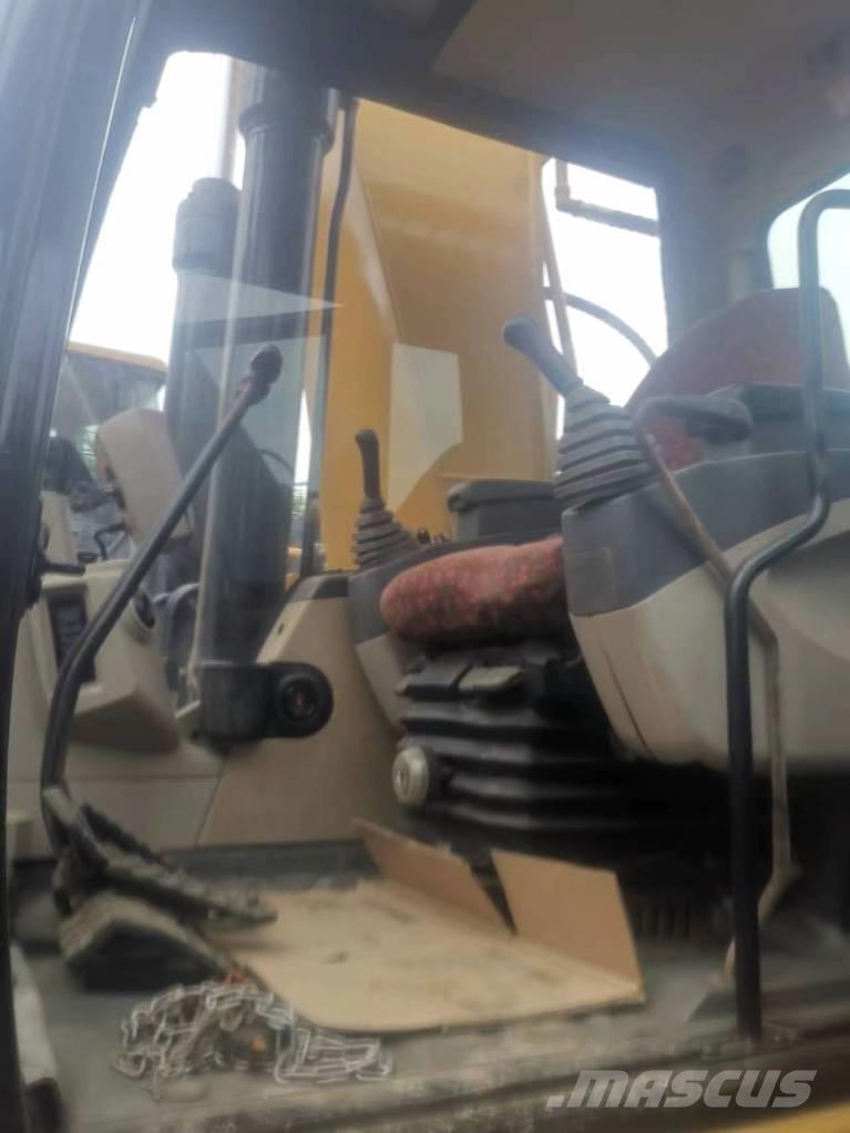 CAT 325 D Beltegraver