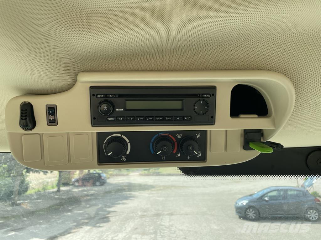 John Deere 6210R Traktorer