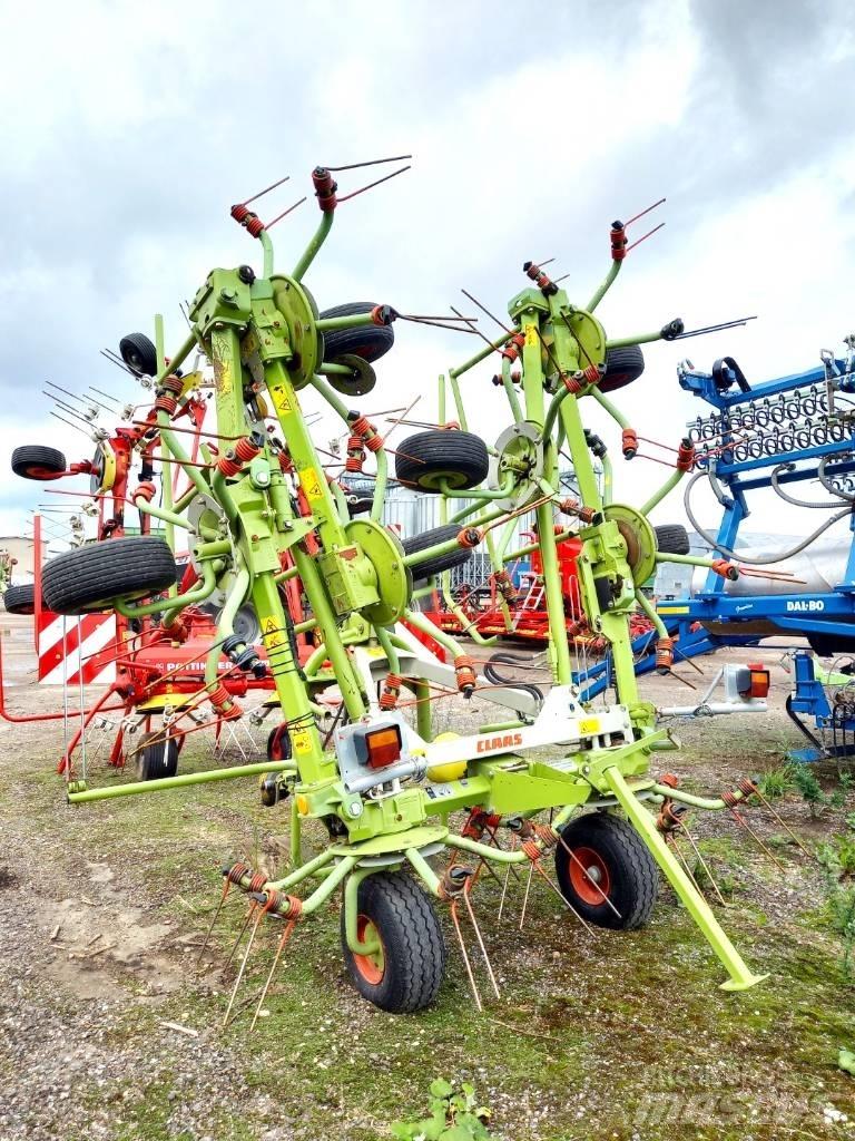 CLAAS Volto 870 Raker og høyvendere