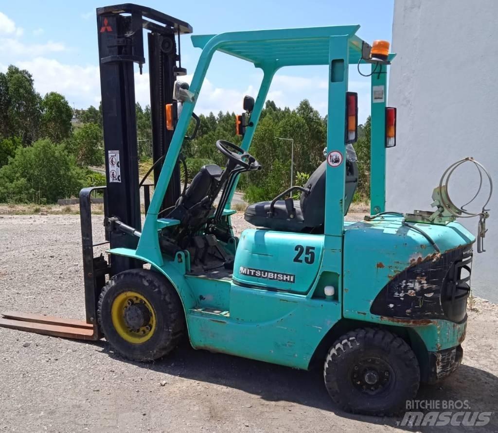 Mitsubishi FG25K Propan trucker
