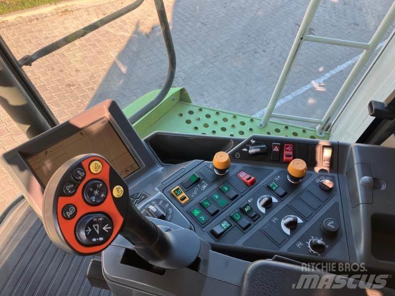 CLAAS LEXION 600 Skurtreskere