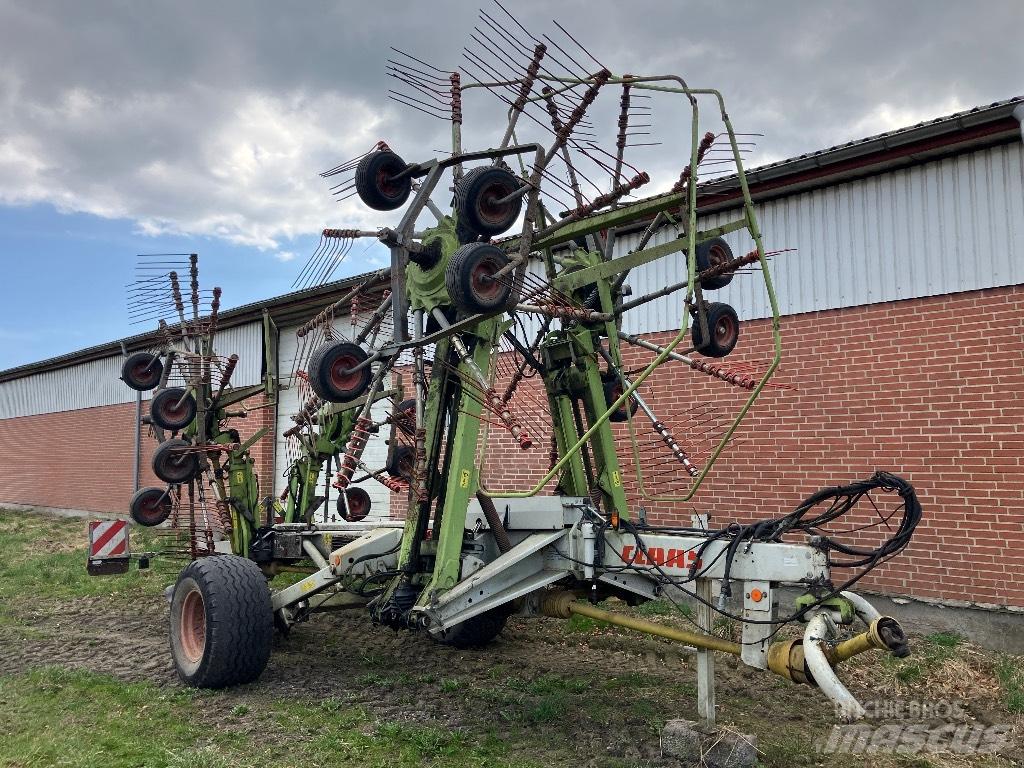 CLAAS Liner 3500 Raker og høyvendere