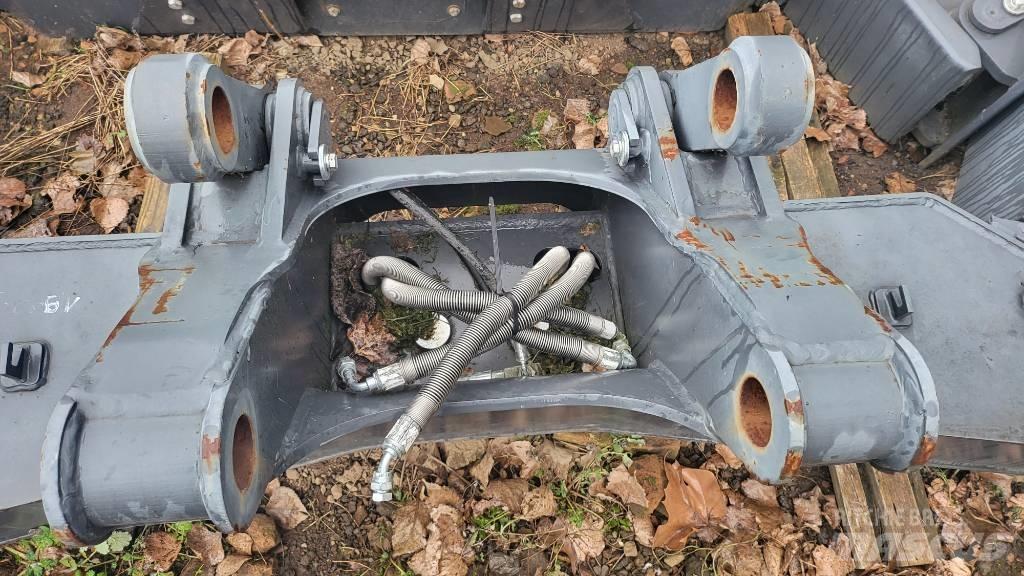 Doosan outdigger Chassis og understell
