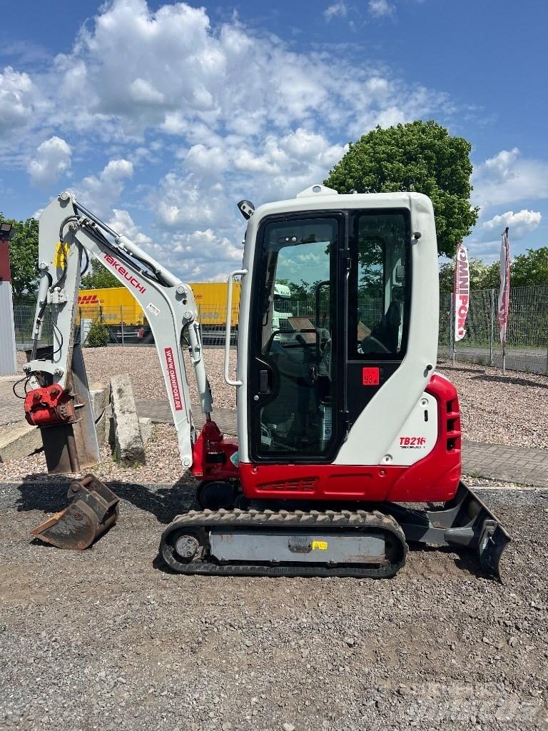 Takeuchi TB 216 Minigravere <7t