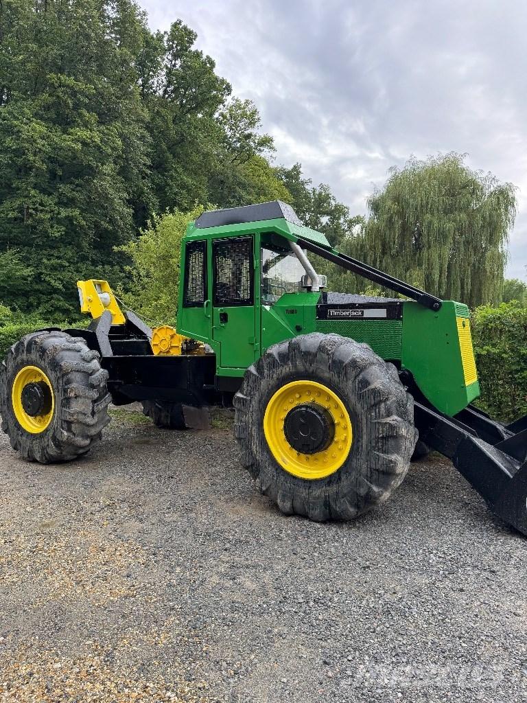 Timberjack 450B Traktor med skogsutstyr